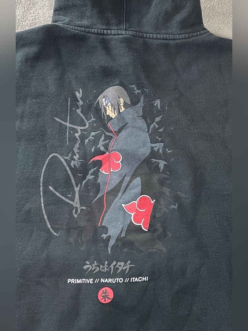 2007 PRIMITIVE x NARUTO SHIPPUDEN ITACHI Hoodie Sweatshirt Black Large Anime